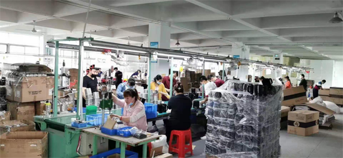 四個(gè)月登頂淘寶特價(jià)版，誰(shuí)將接棒美的與格力？